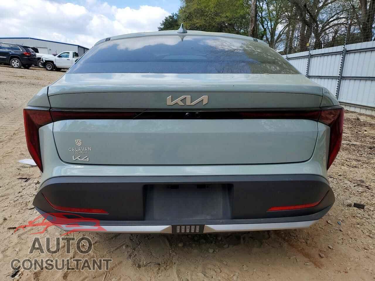 KIA K4 EX 2025 - 3KPFU4DE8SE015772