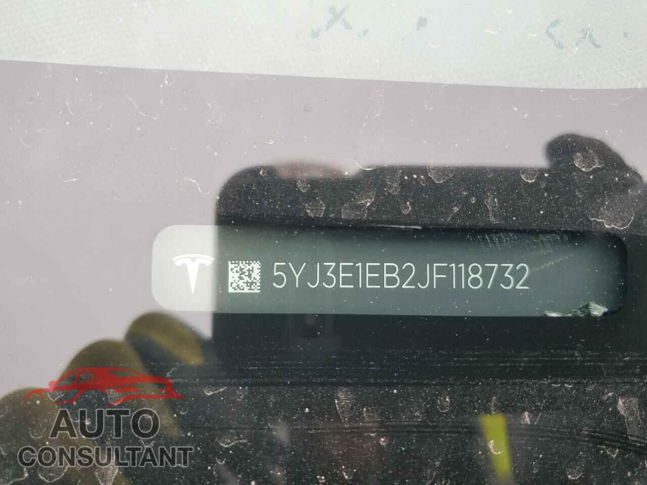 TESLA MODEL 3 2018 - 5YJ3E1EB2JF118732