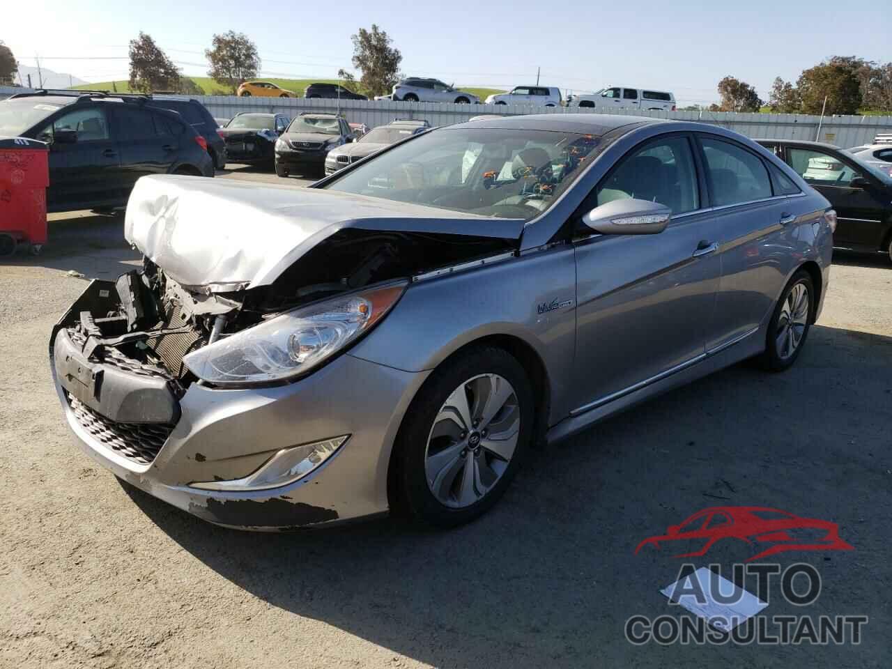 HYUNDAI SONATA 2015 - KMHEC4A41FA128848