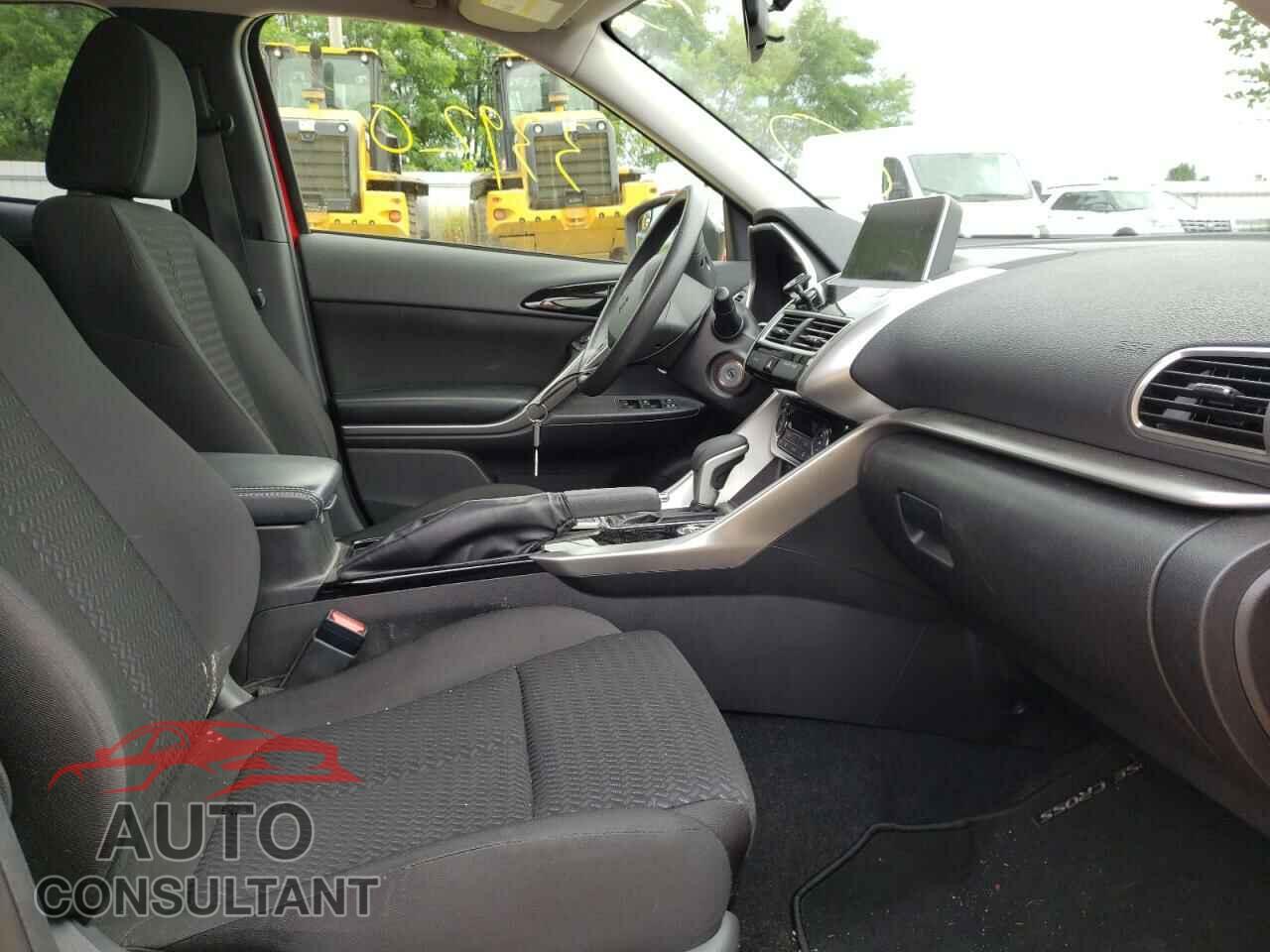 MITSUBISHI ECLIPSE 2018 - JA4AT4AA2JZ047645