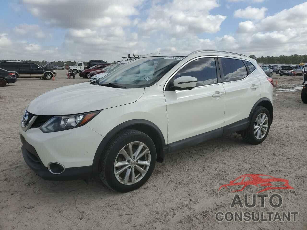 NISSAN ROGUE 2017 - JN1BJ1CP3HW000221