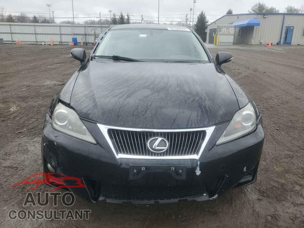 LEXUS IS 2011 - JTHBF5C29B5155670