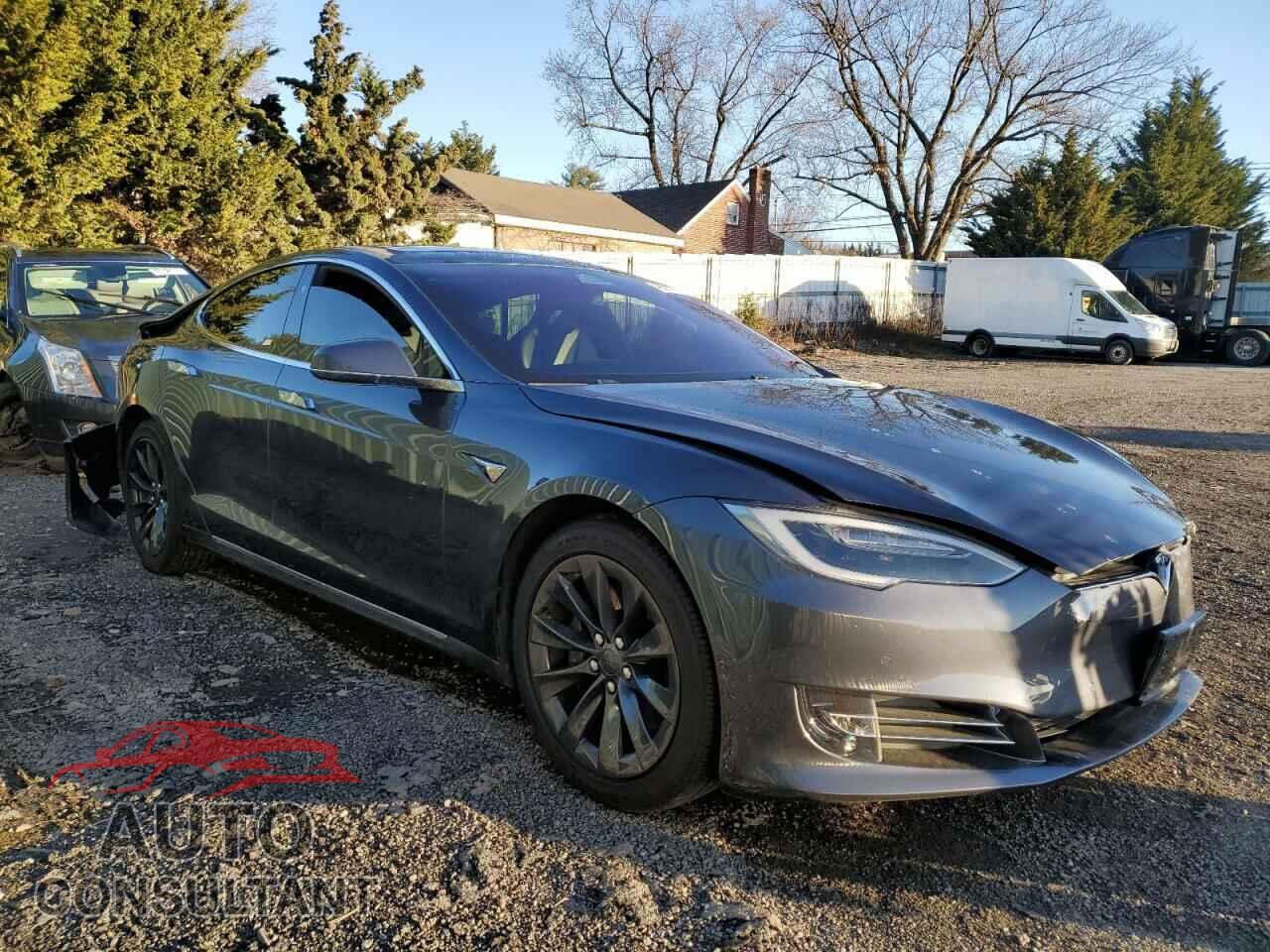 TESLA MODEL S 2017 - 5YJSA1E17HF203056