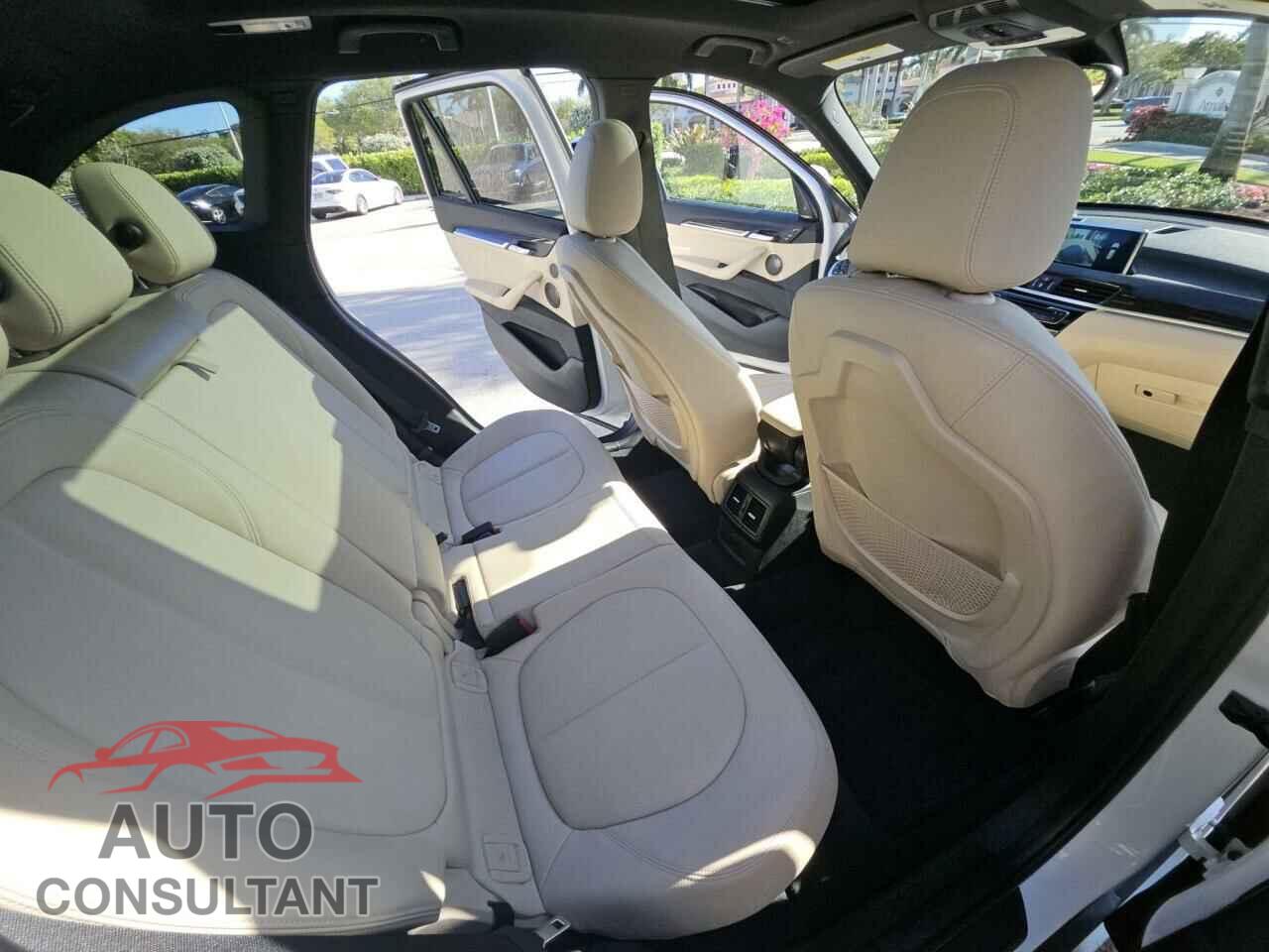 BMW X1 2016 - WBXHT3C30GP886830