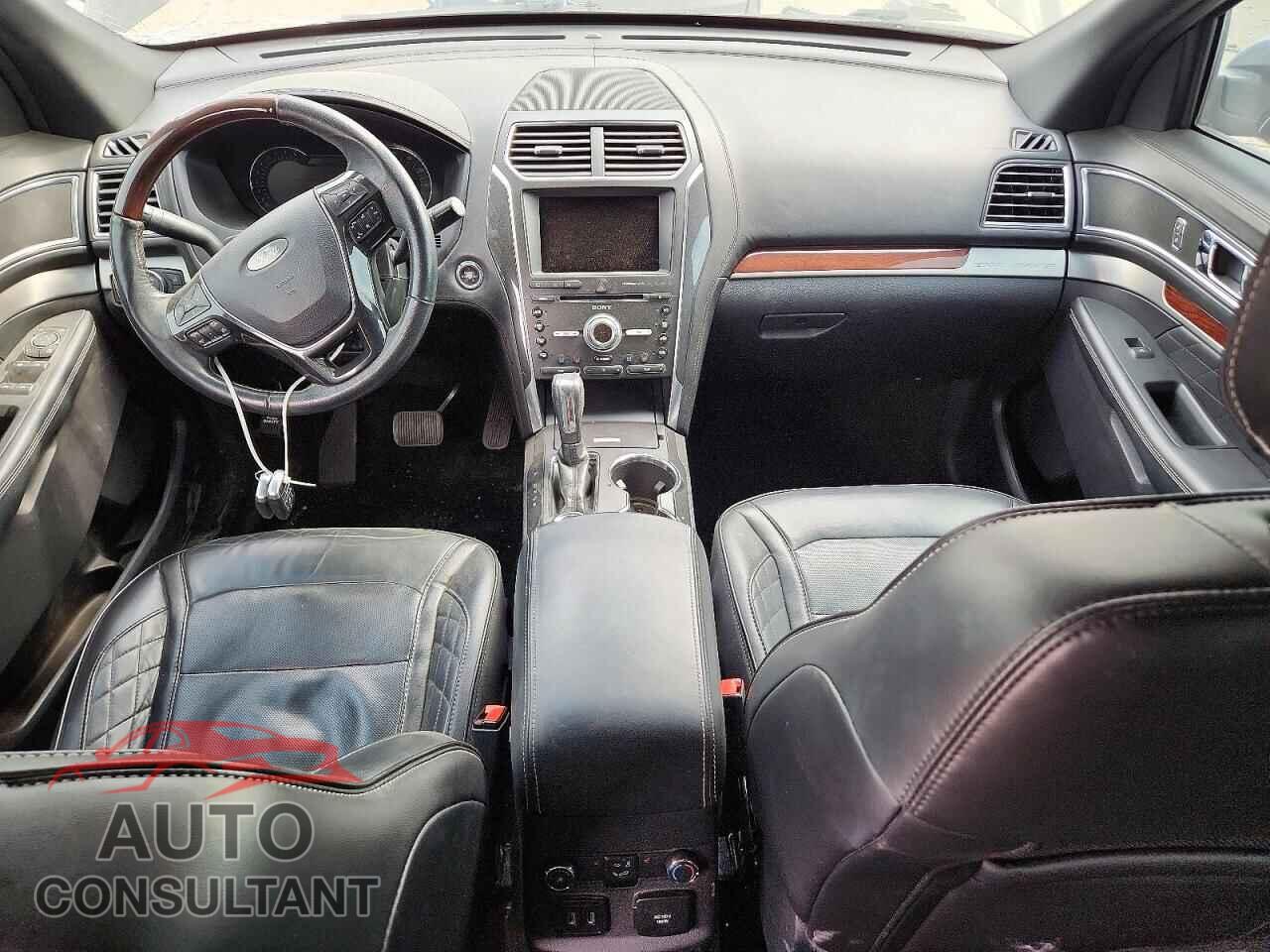 FORD EXPLORER 2018 - 1FM5K8HT5JGB87365