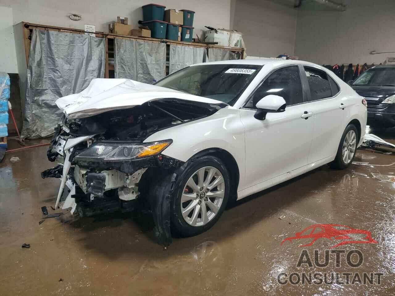 TOYOTA CAMRY 2018 - 4T1B11HK1JU556115