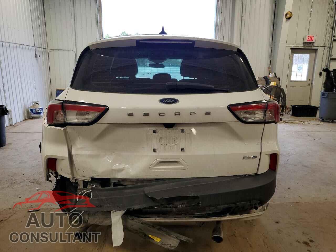 FORD ESCAPE 2020 - 1FMCU9F61LUA56071