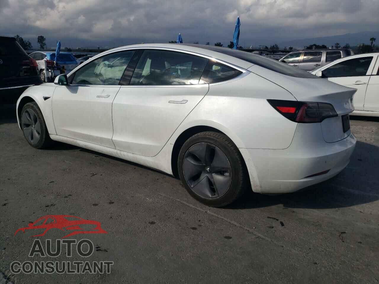 TESLA MODEL 3 2019 - 5YJ3E1EA5KF485116