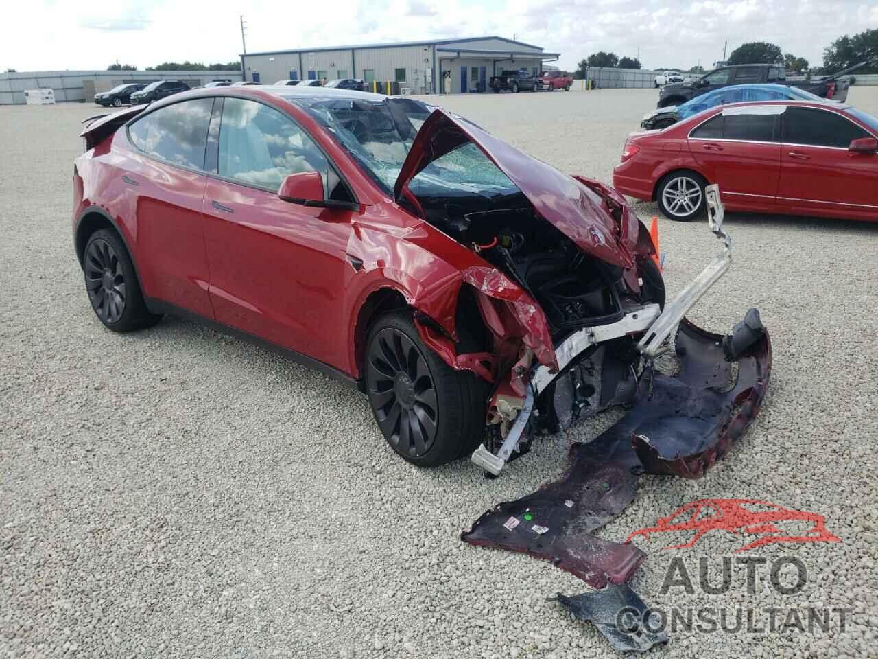 TESLA MODEL Y 2021 - 5YJYGDEF7MF197310