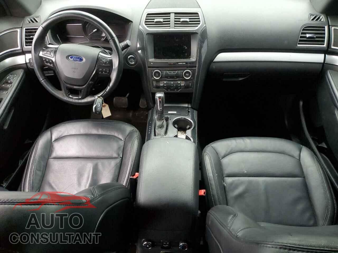 FORD EXPLORER 2017 - 1FM5K8DH7HGD82184