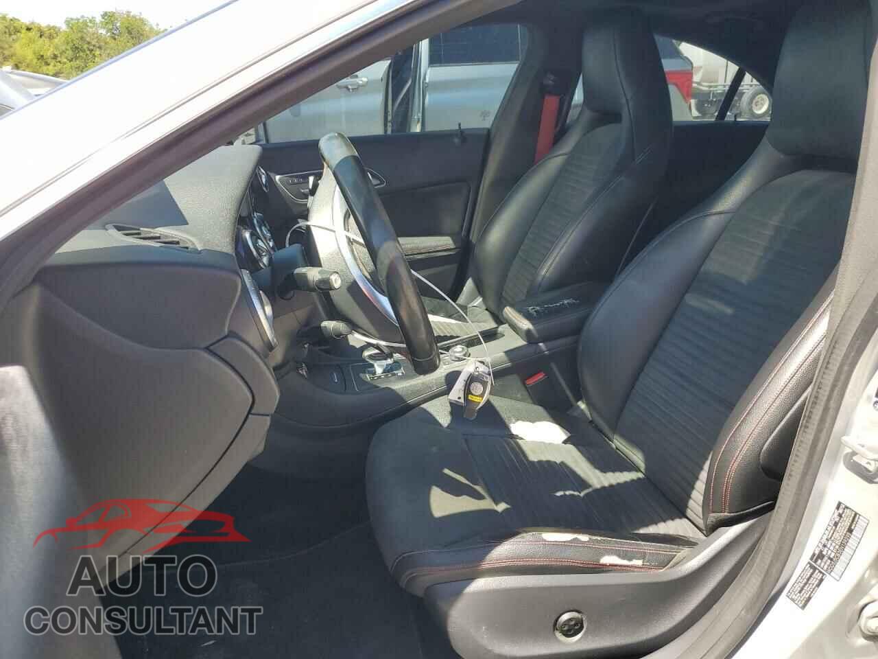 MERCEDES-BENZ CLA-CLASS 2014 - WDDSJ5CB3EN139295