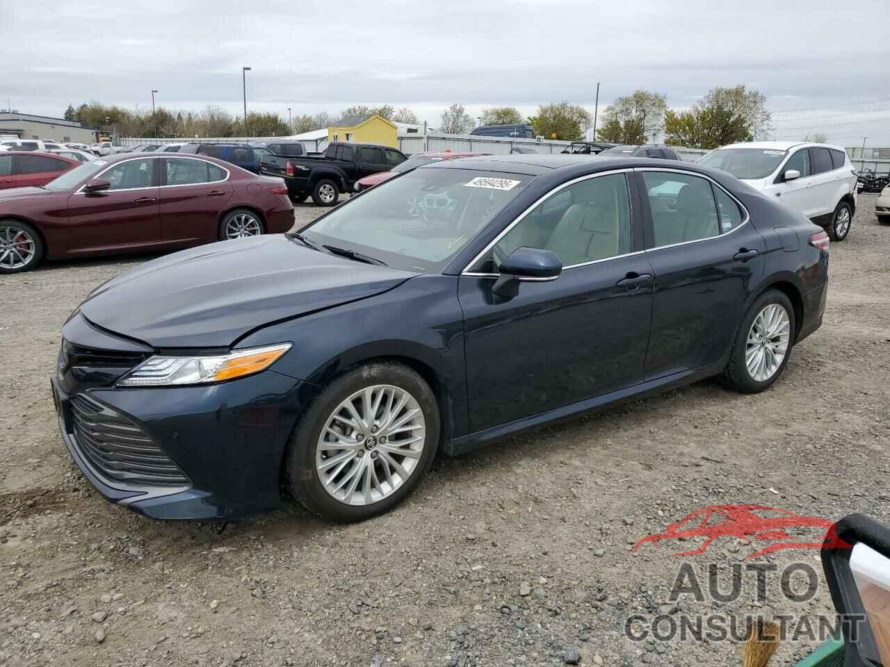 TOYOTA CAMRY 2018 - 4T1BZ1HK5JU502373