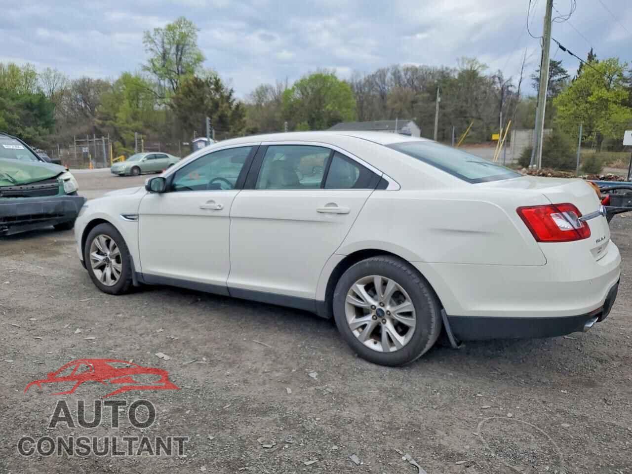 FORD TAURUS 2011 - 1FAHP2EW0BG161357