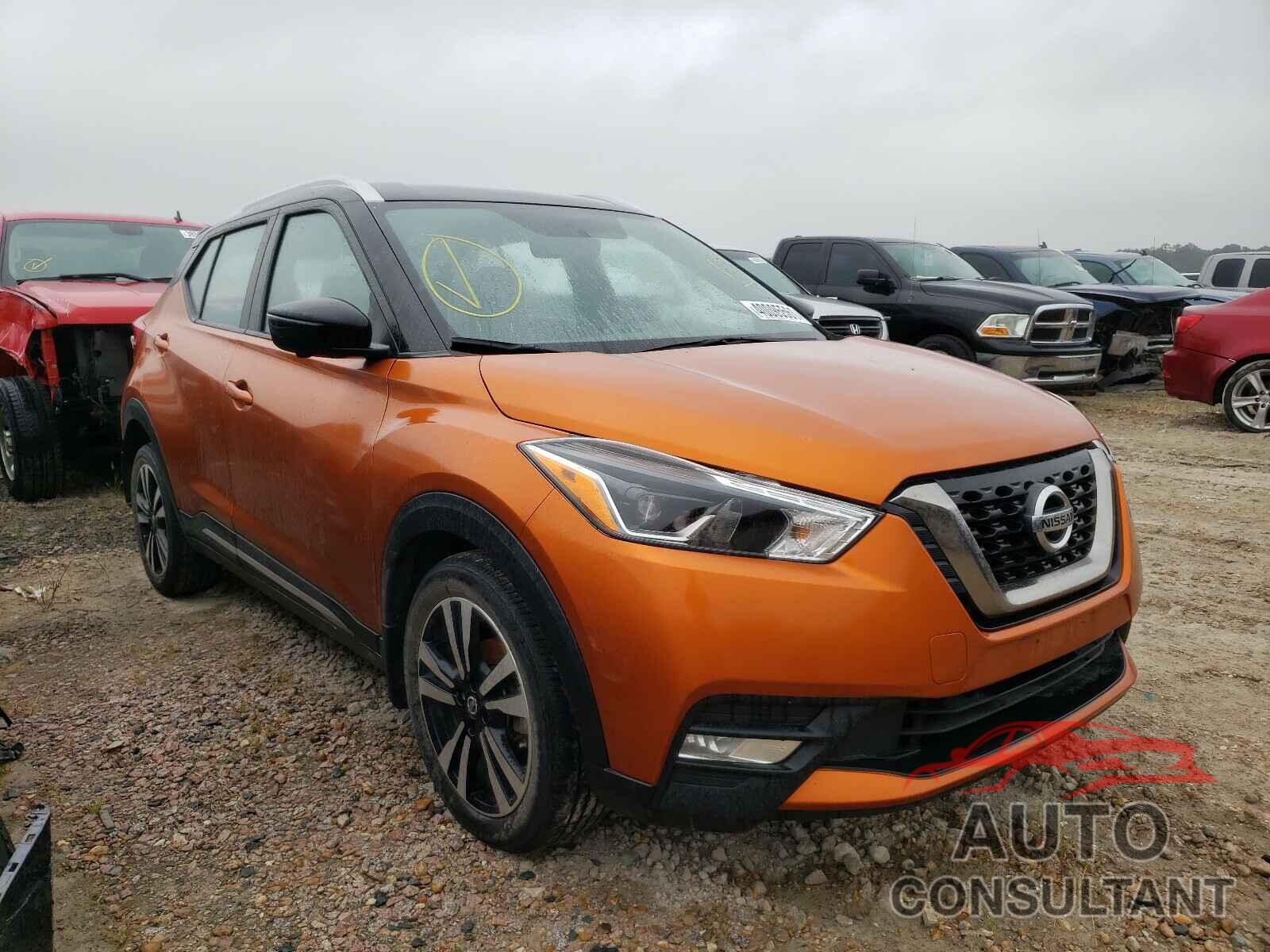 NISSAN KICKS 2018 - 3N1CP5CUXJL524350