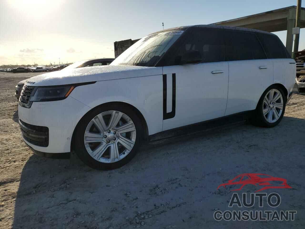 LAND ROVER RANGEROVER 2023 - SALKP9FU7PA011397