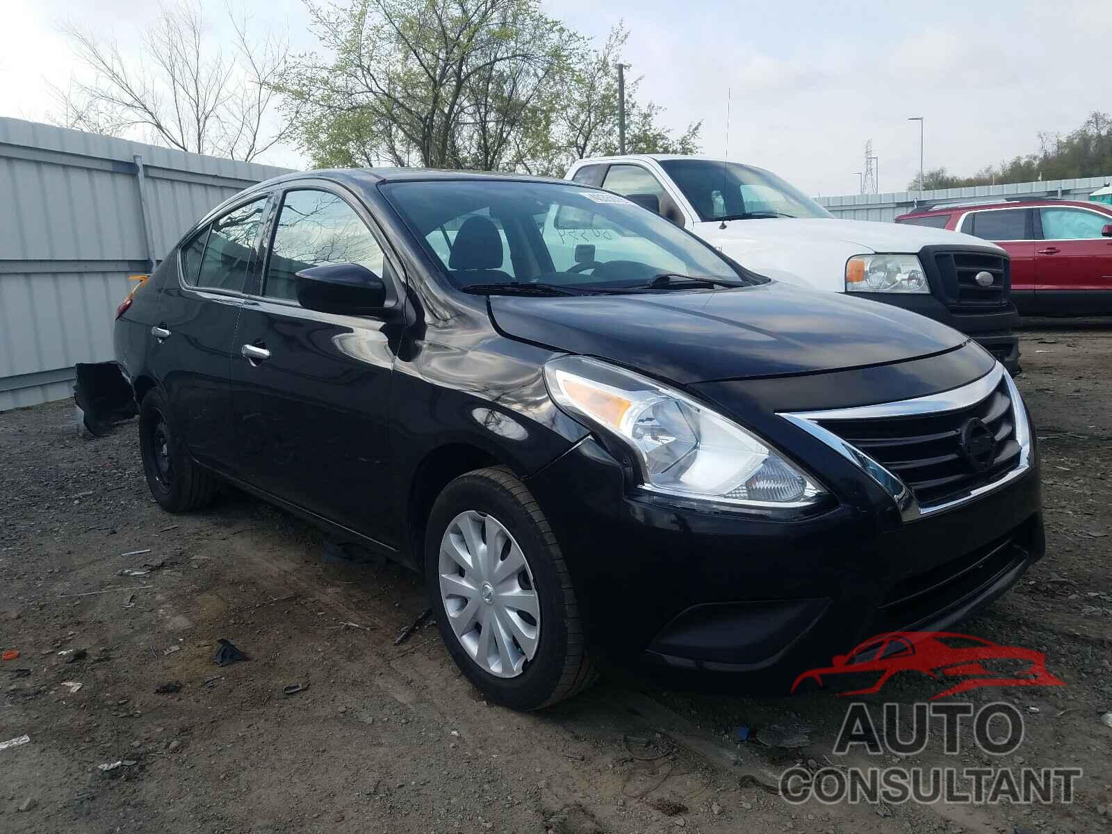 NISSAN VERSA 2017 - 3N1CN7AP0HL841420
