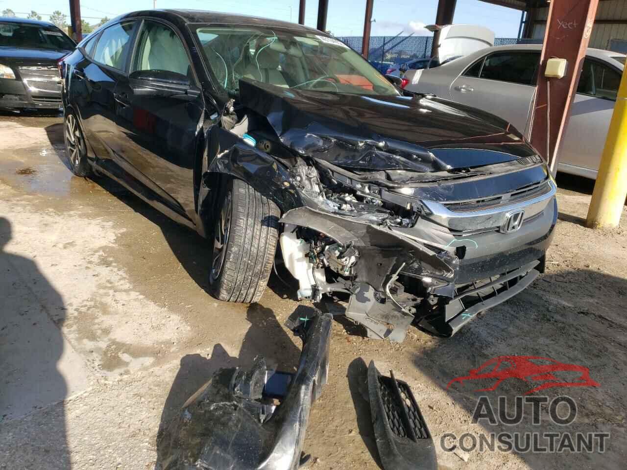 HONDA CIVIC 2018 - 19XFC2F72JE015013