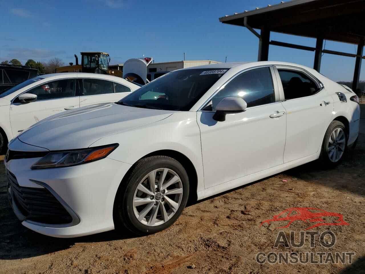 TOYOTA CAMRY 2021 - 4T1C11AK1MU585584