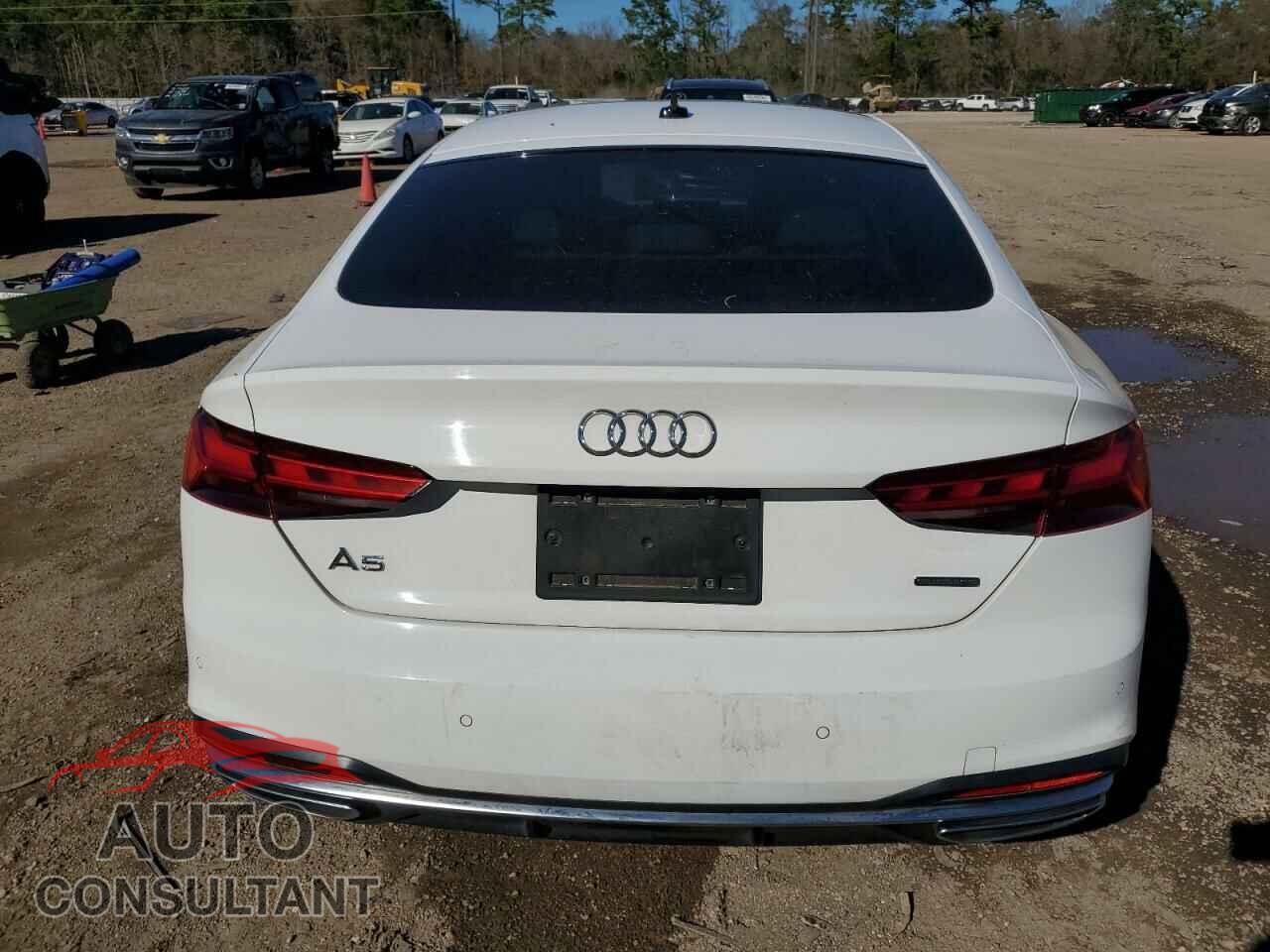 AUDI A5 2022 - WAUABCF59NA006557