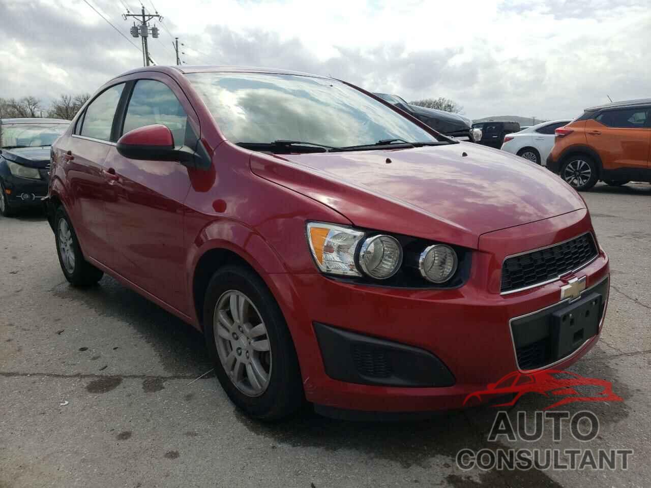 CHEVROLET SONIC 2016 - 1G1JC5SH9G4107765