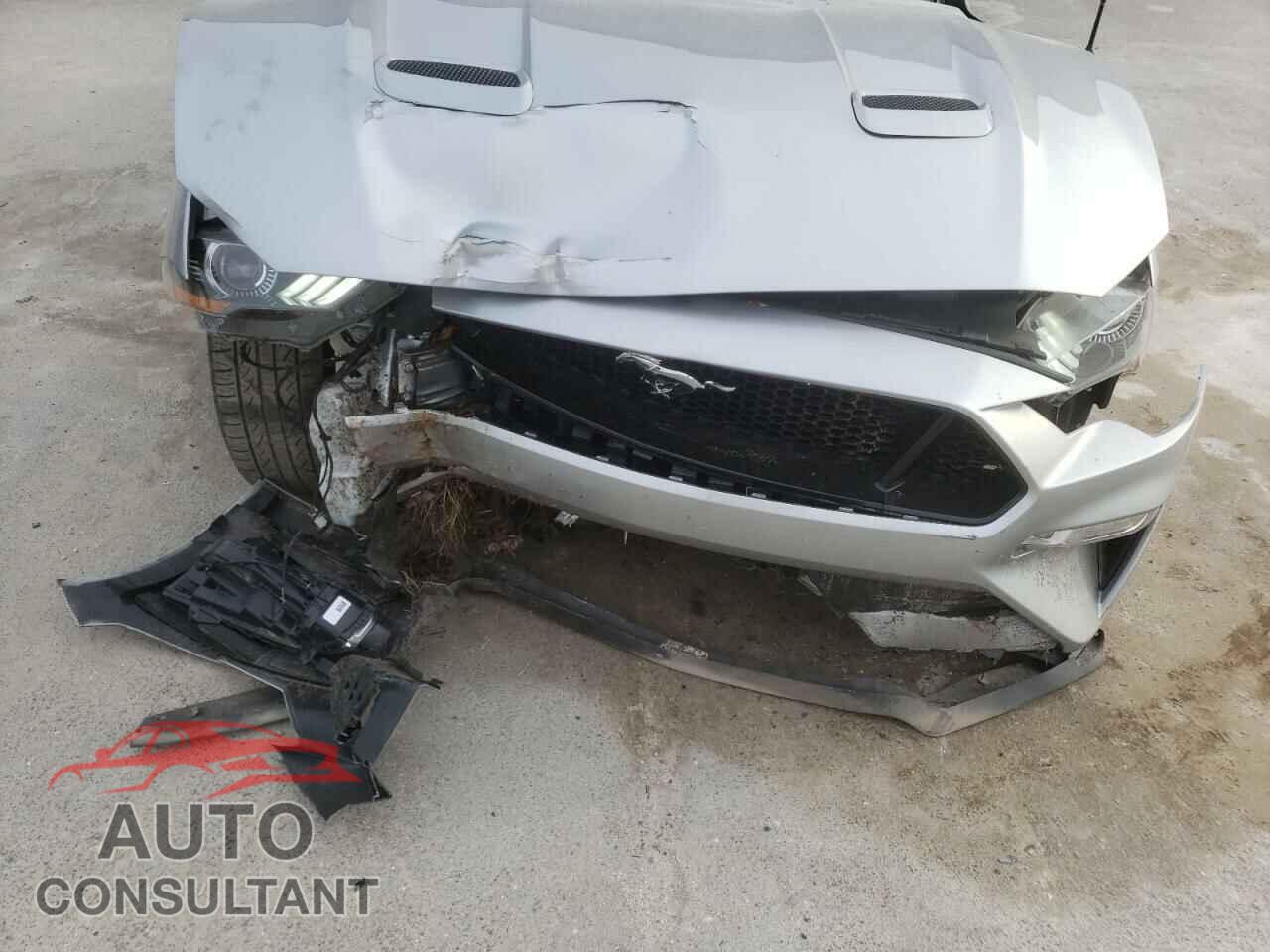 FORD MUSTANG 2020 - 1FA6P8CFXL5149615