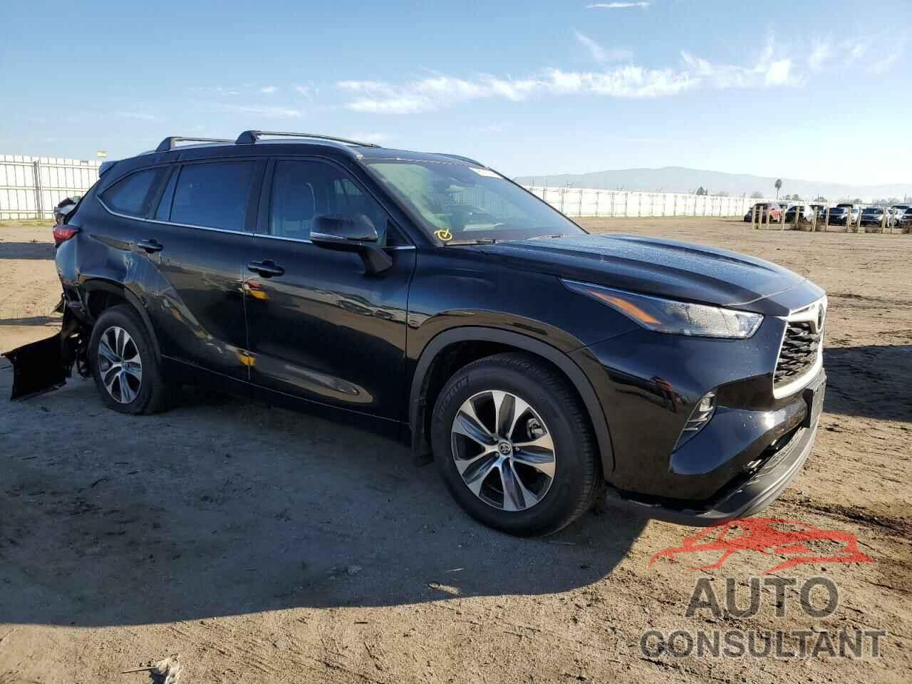 TOYOTA HIGHLANDER 2022 - 5TDGZRAHXNS543521