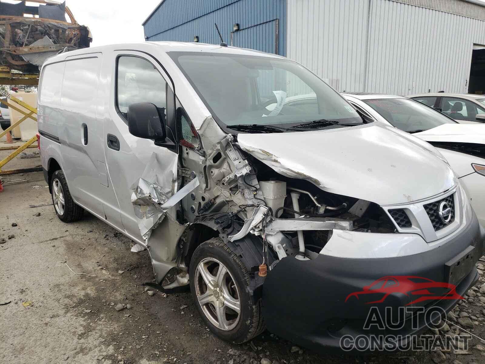 NISSAN NV 2017 - 3N6CM0KN4HK701801