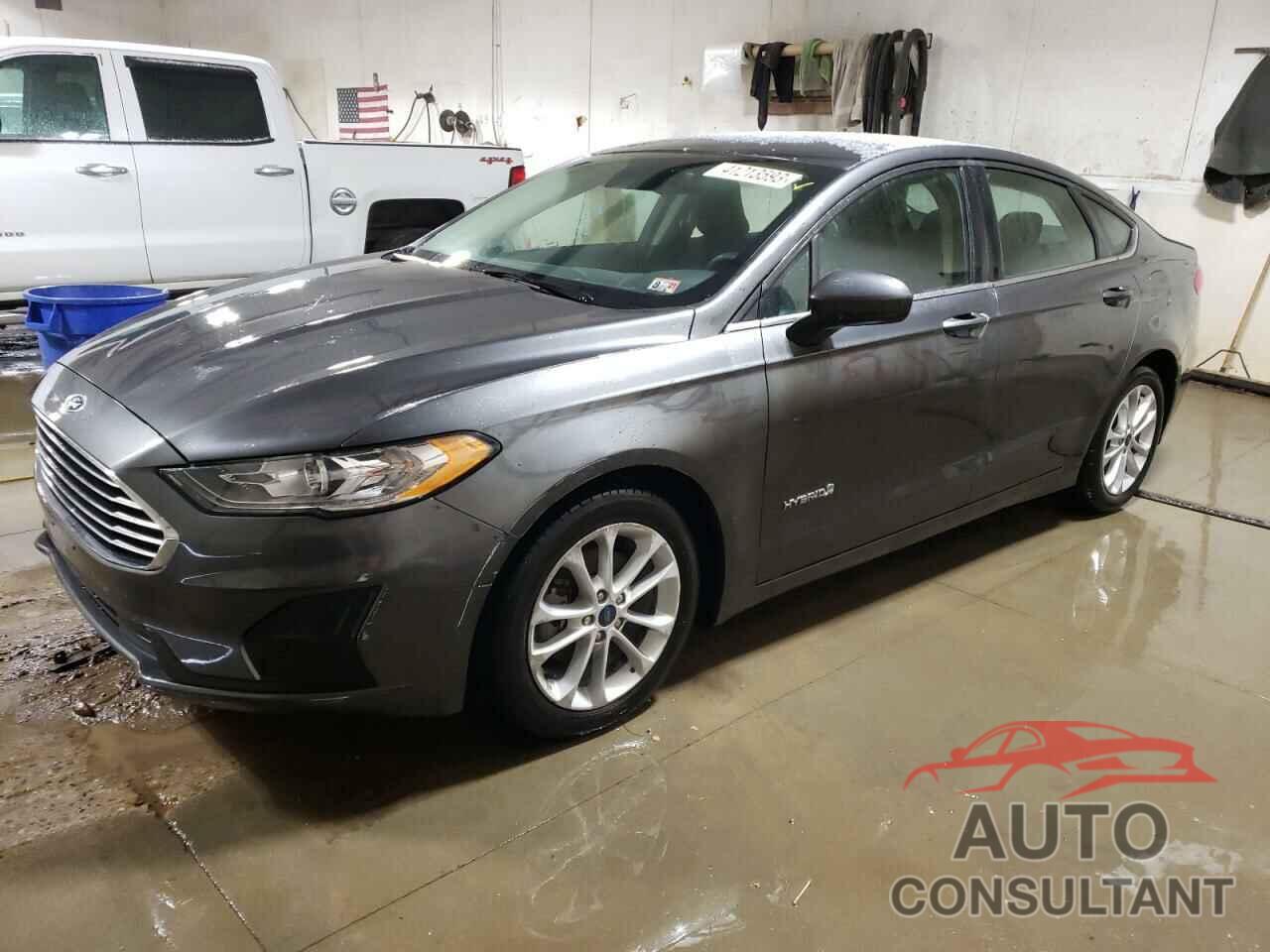 FORD FUSION 2019 - 3FA6P0LU5KR108854