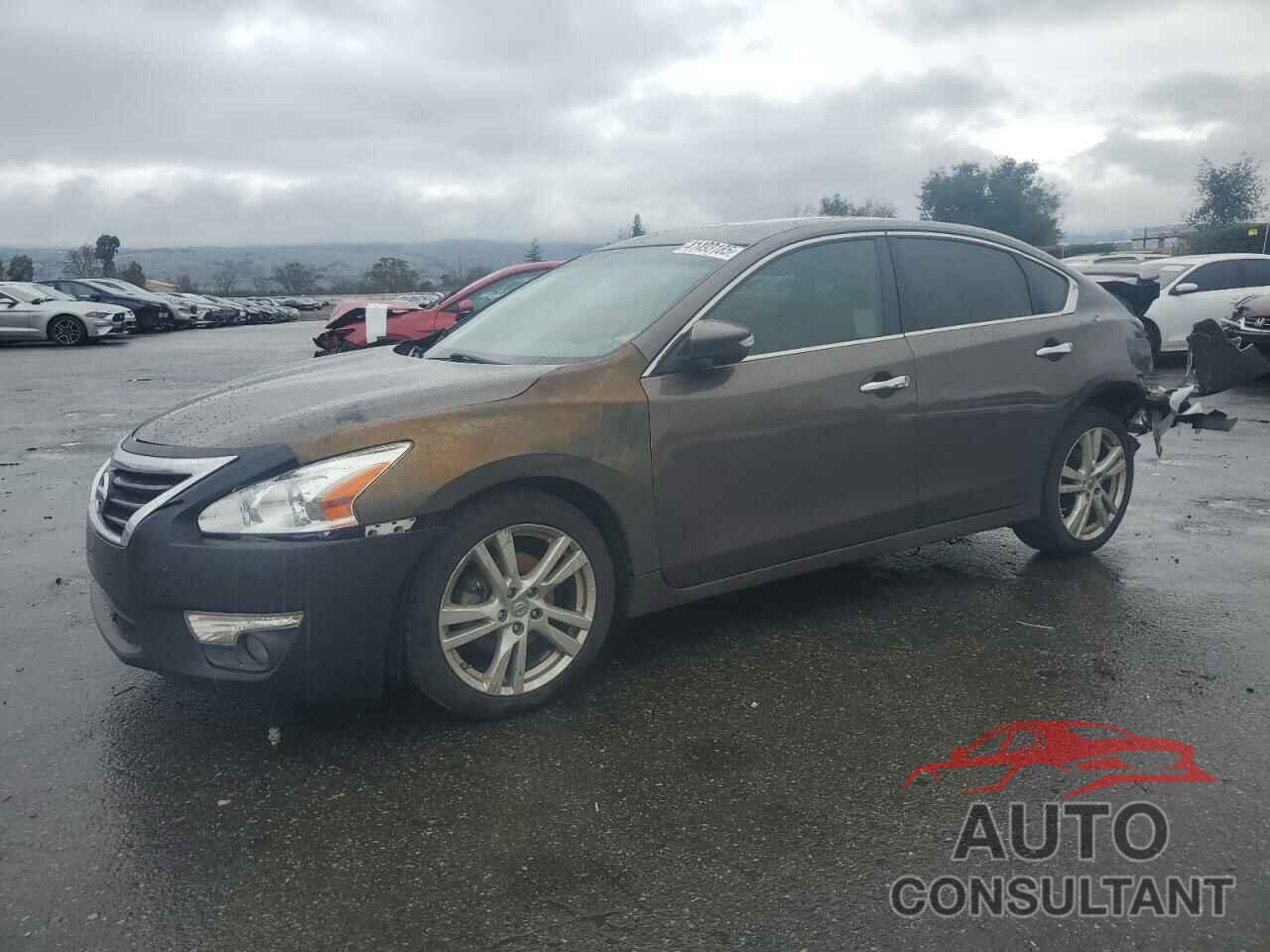 NISSAN ALTIMA 2013 - 1N4BL3AP0DN446094