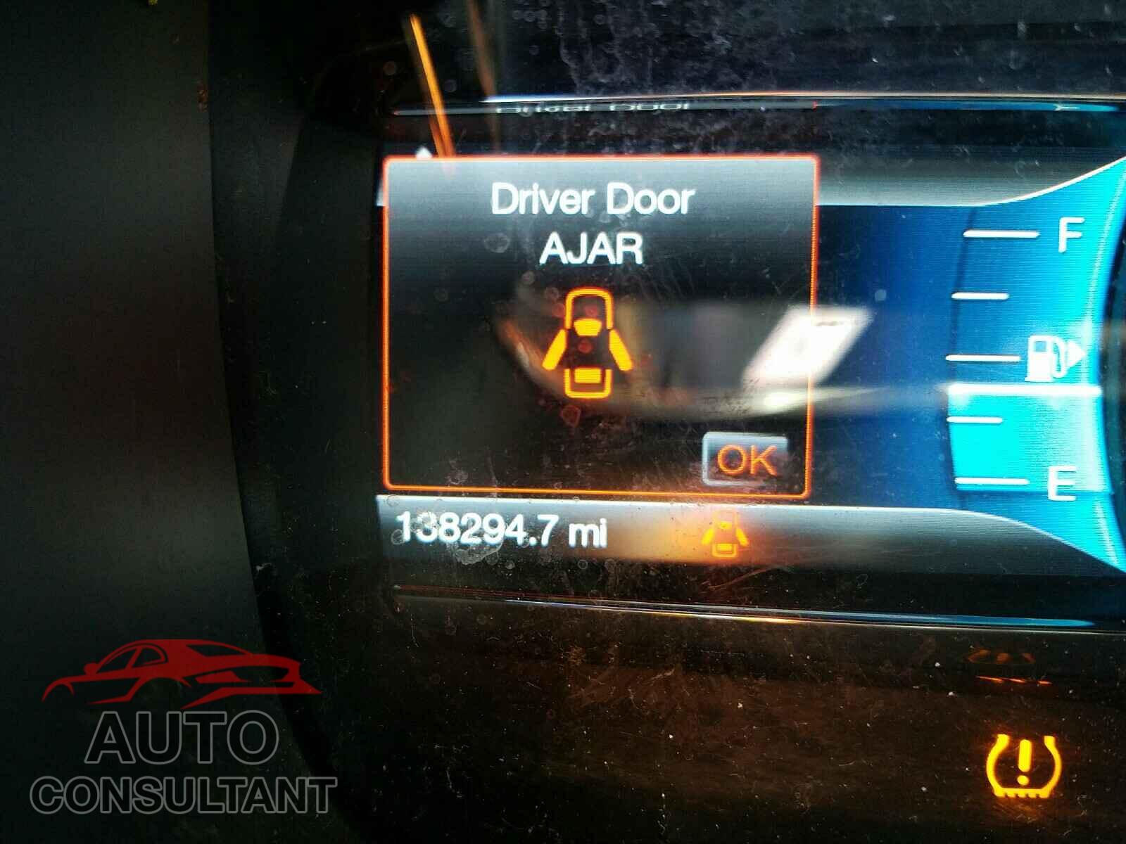 FORD TAURUS 2017 - 1FAHP2E8XHG105291