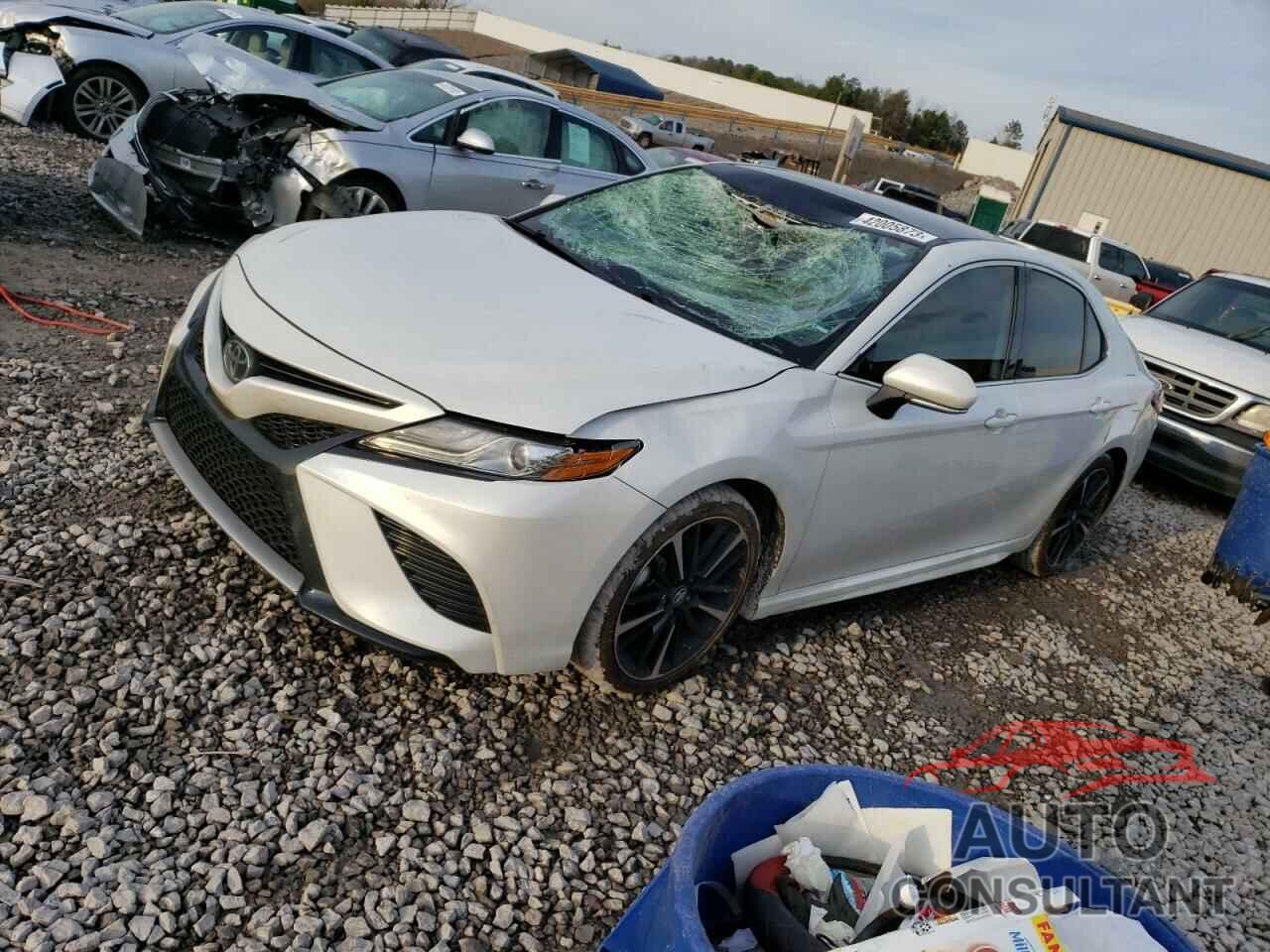 TOYOTA CAMRY 2019 - 4T1B61HK2KU295516