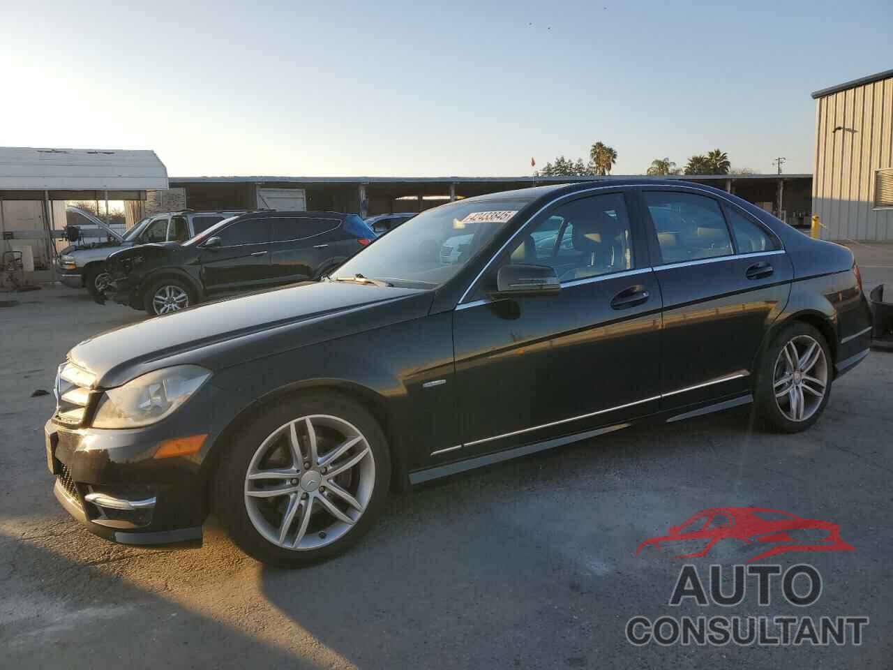 MERCEDES-BENZ C-CLASS 2012 - WDDGF4HB2CR220806