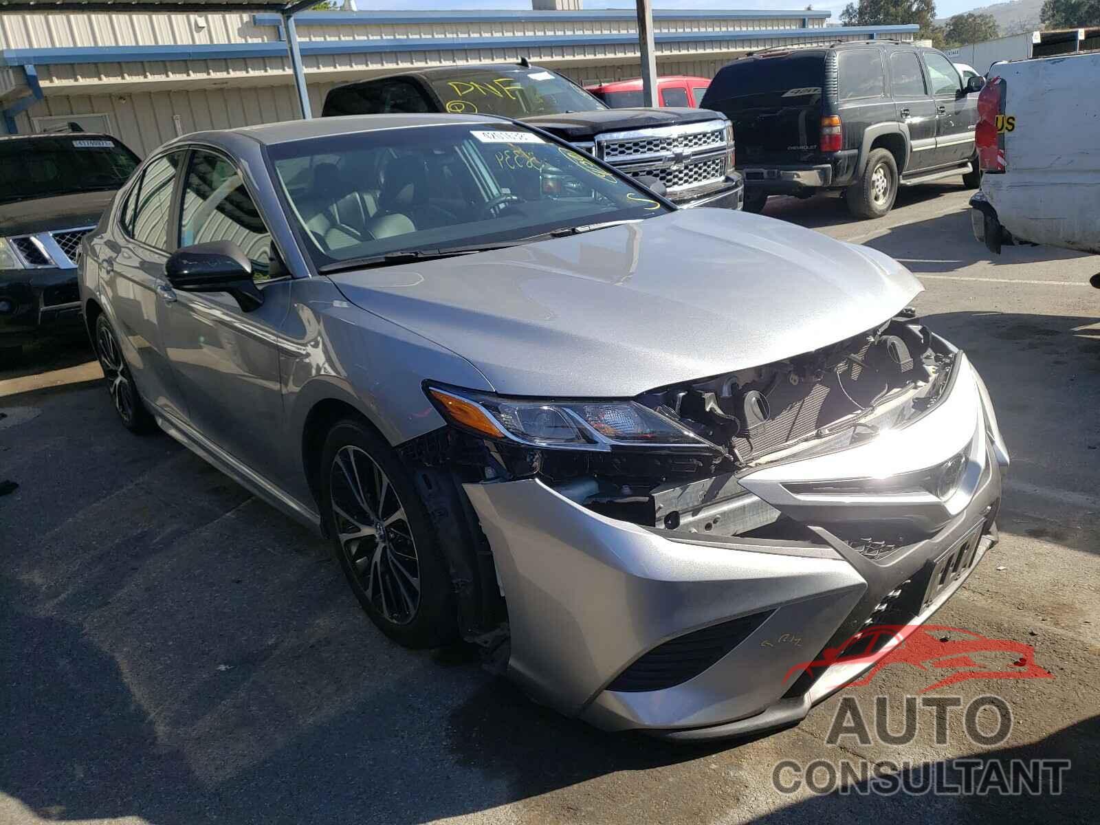 TOYOTA CAMRY 2019 - 4T1B11HK6KU744601
