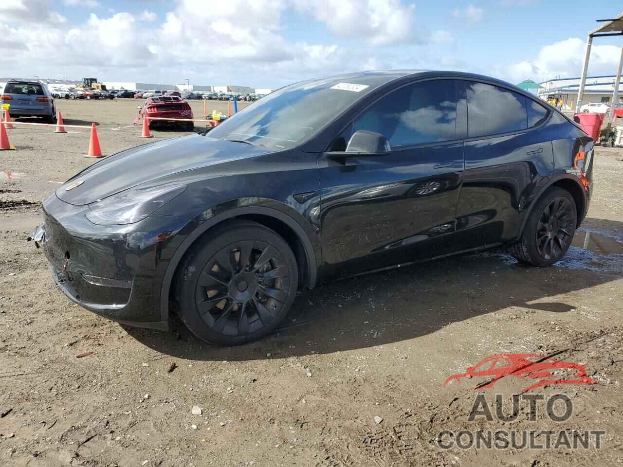 TESLA MODEL Y 2023 - 7SAYGDEE2PF620258