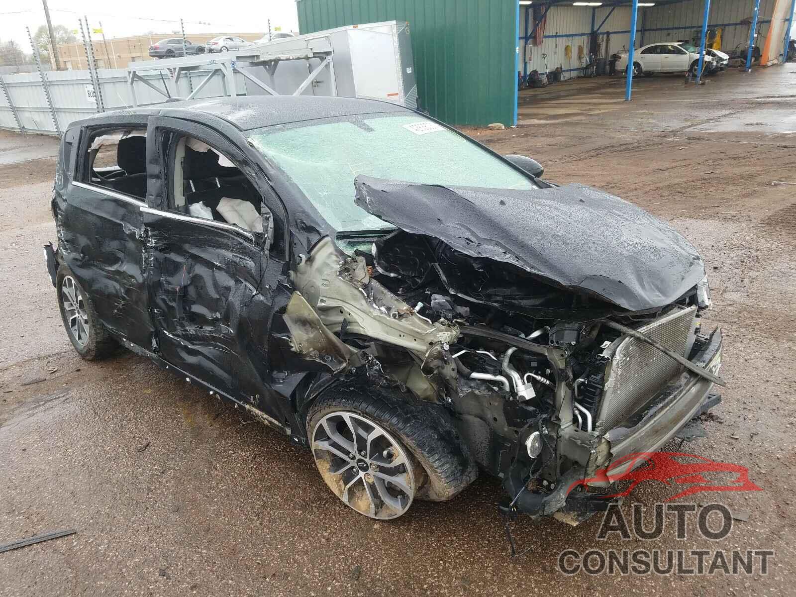 CHEVROLET SONIC 2018 - 1G1JD6SB3J4122087