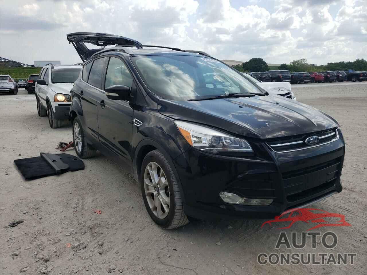 FORD ESCAPE 2016 - 1FMCU0J94GUB52876