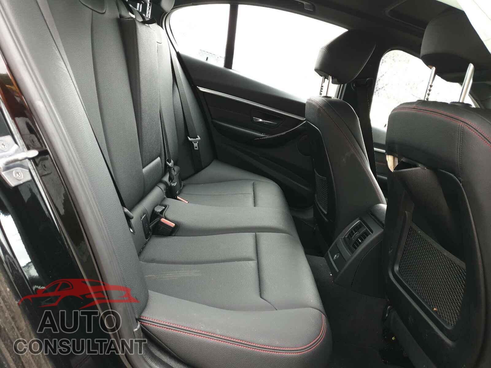 BMW 3 SERIES 2017 - WBA8D9G30HNU63473