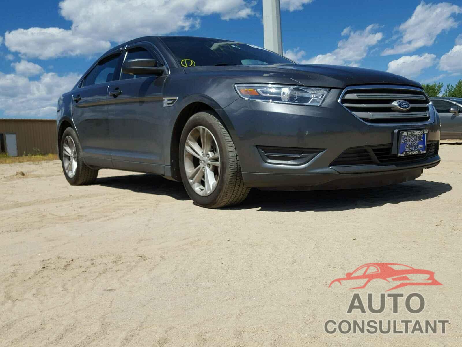 FORD TAURUS 2015 - 1FAHP2H81FG107116