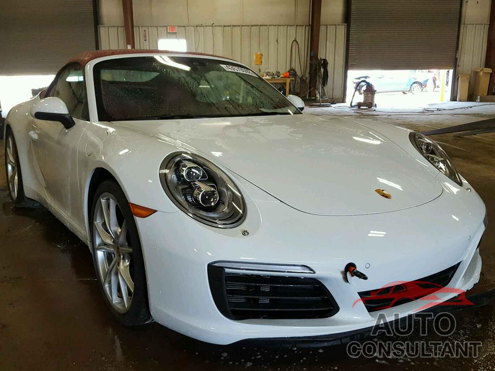 PORSCHE 911 2017 - WP0CA2A99HS142480