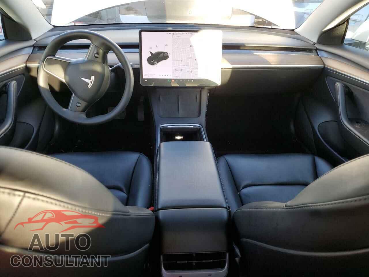 TESLA MODEL 3 2021 - 5YJ3E1EA5MF047179