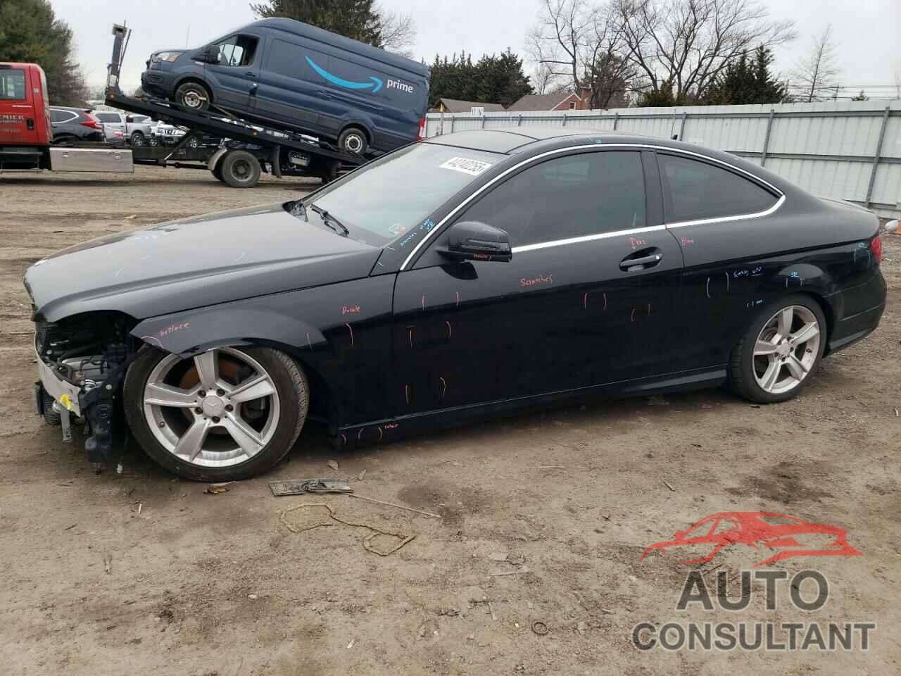 MERCEDES-BENZ C-CLASS 2013 - WDDGJ4HB8DG022646