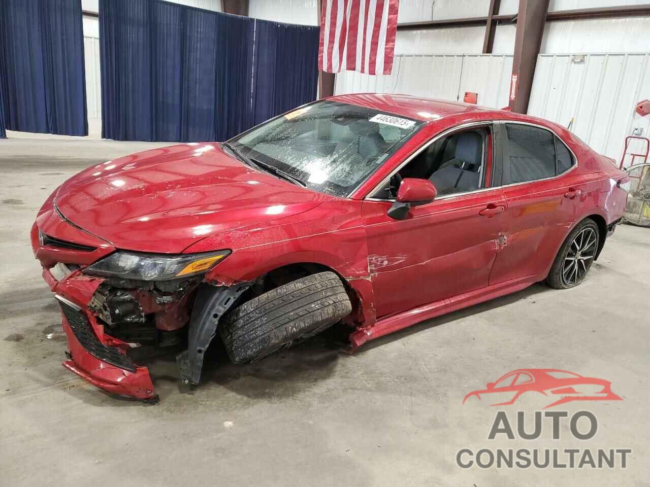 TOYOTA CAMRY 2021 - 4T1G11AK4MU410456