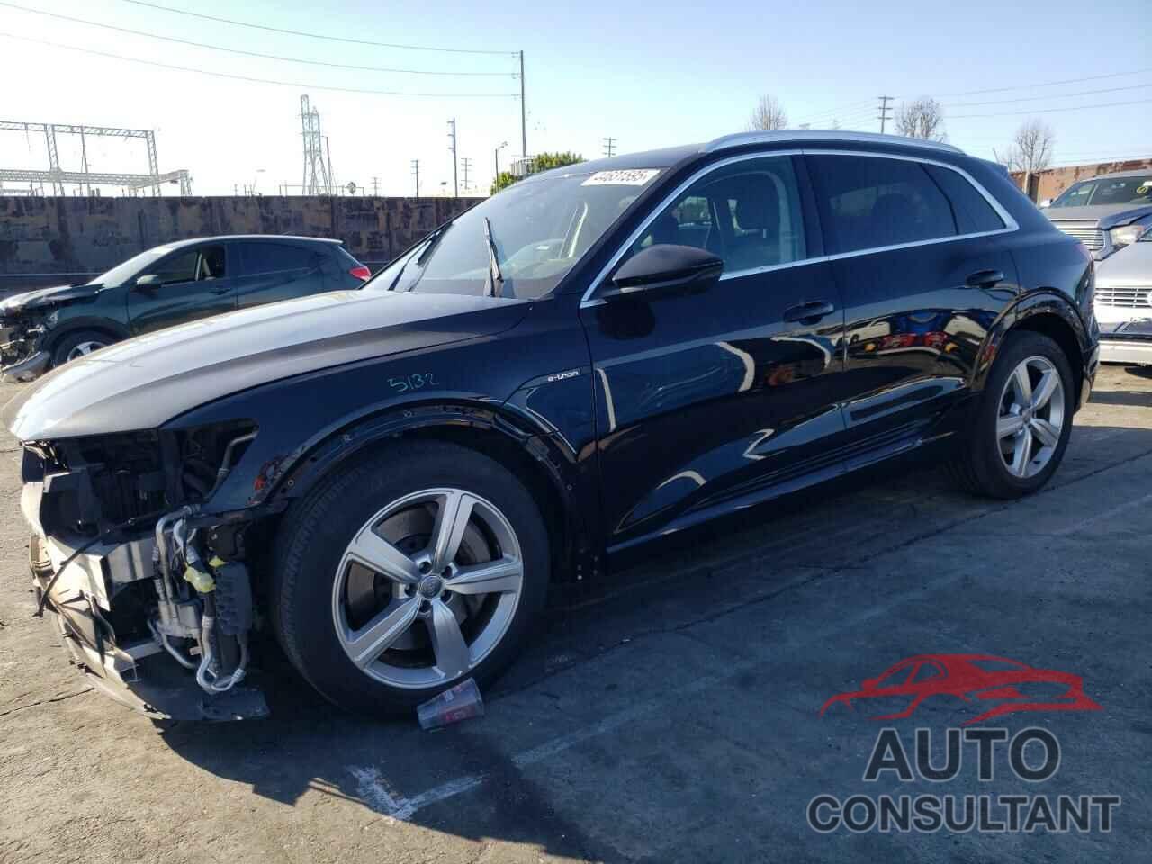 AUDI E-TRON 2019 - WA1LAAGEXKB011980