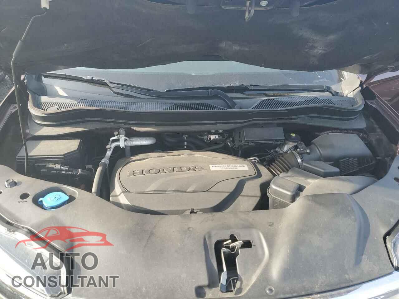 HONDA PILOT 2017 - 5FNYF6H98HB004110