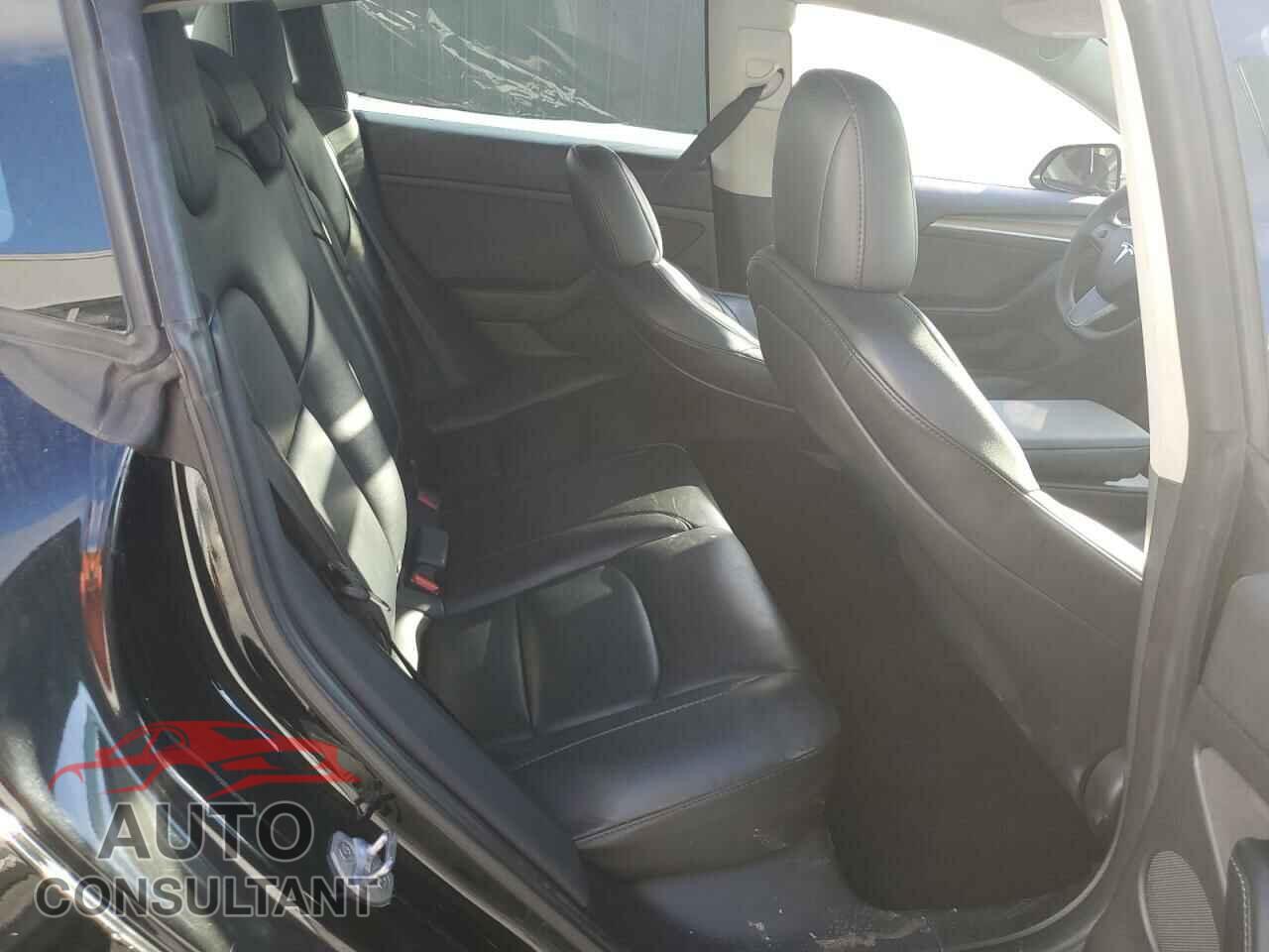 TESLA MODEL 3 2023 - 5YJ3E1EA8PF453400