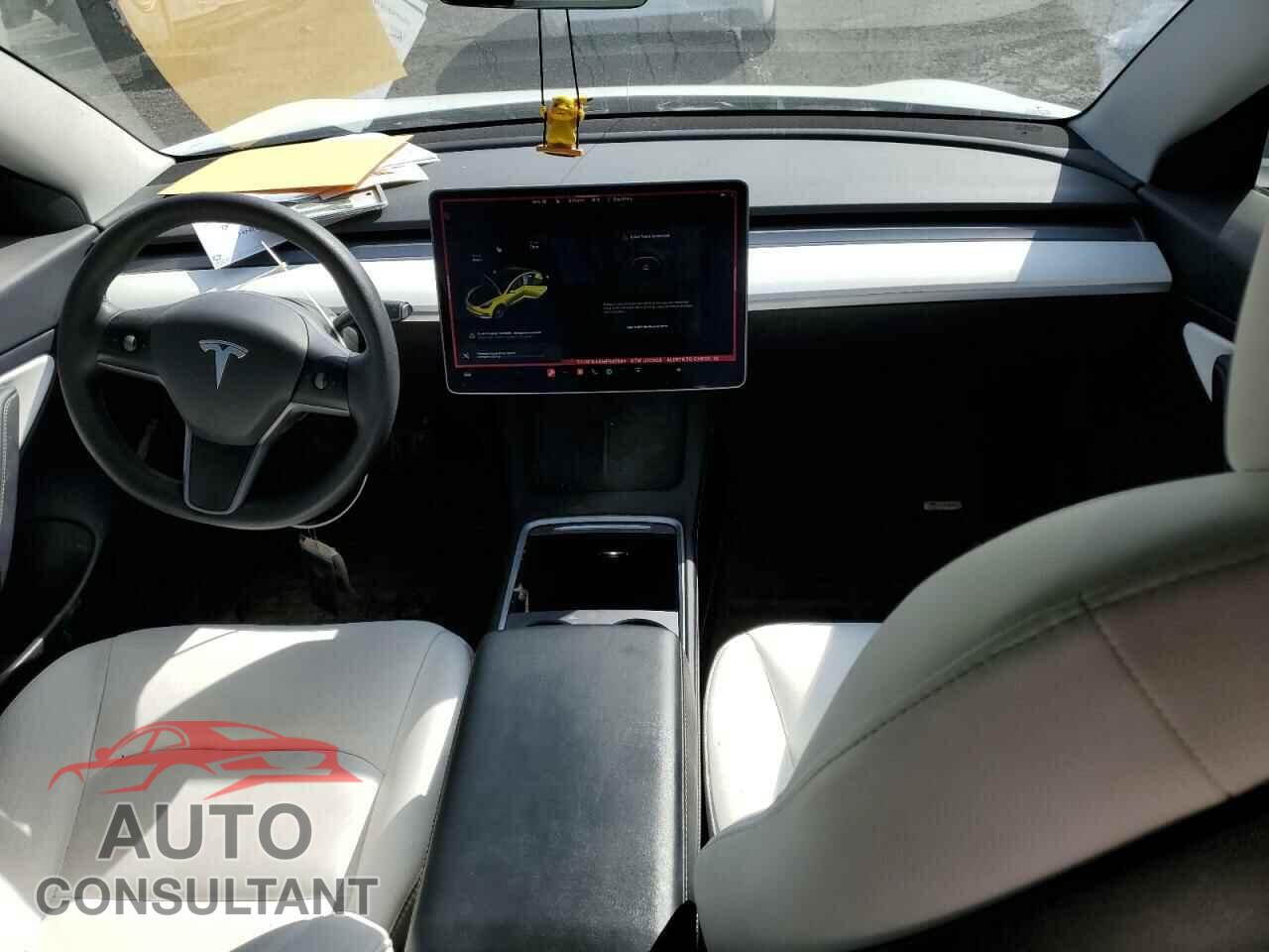 TESLA MODEL 3 2021 - 5YJ3E1EA5MF842684