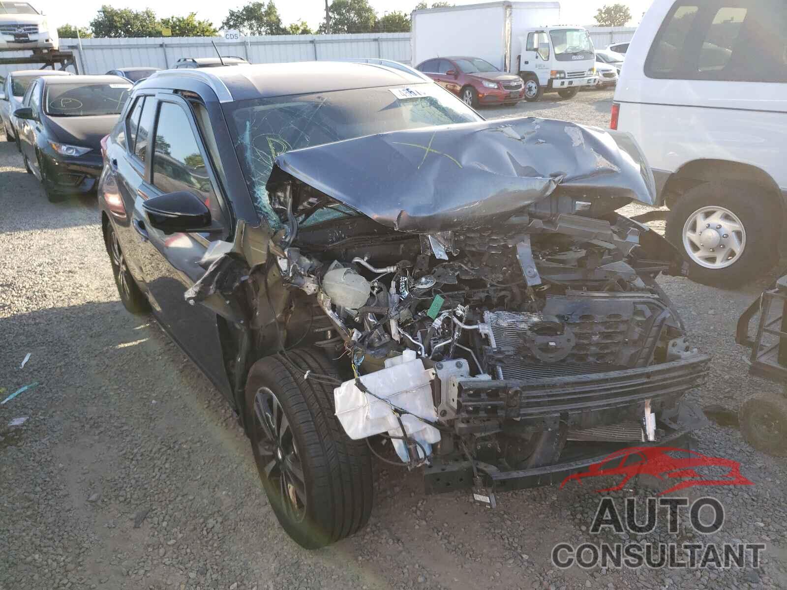 NISSAN KICKS 2018 - 3N1CP5CU7JL511295