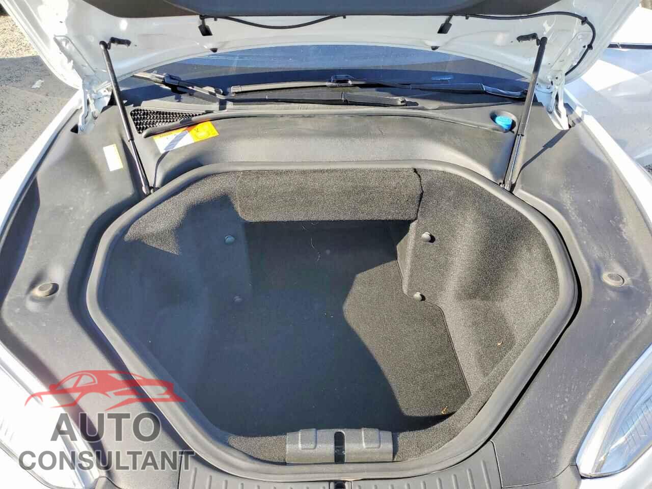 TESLA MODEL S 2014 - 5YJSA1H17EFP40498