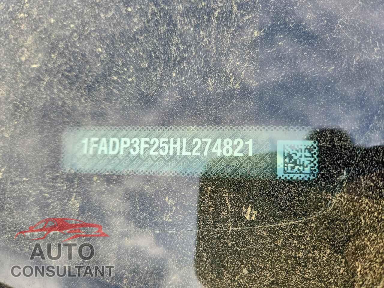 FORD FOCUS 2017 - 1FADP3F25HL274821