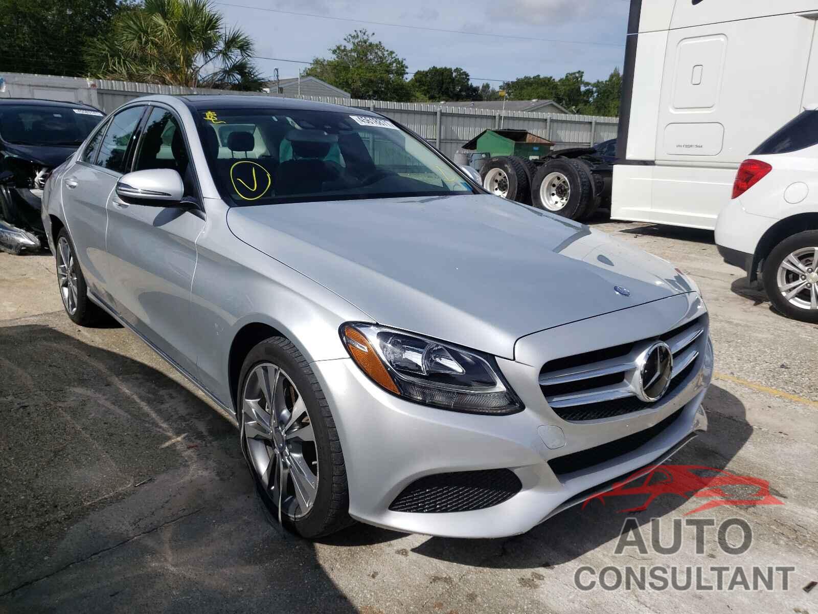MERCEDES-BENZ C-CLASS 2016 - 55SWF4KB8GU107628